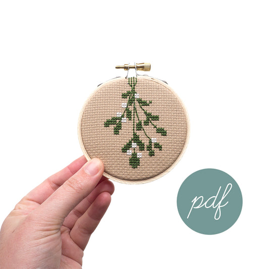 Mistletoe Ornament PDF