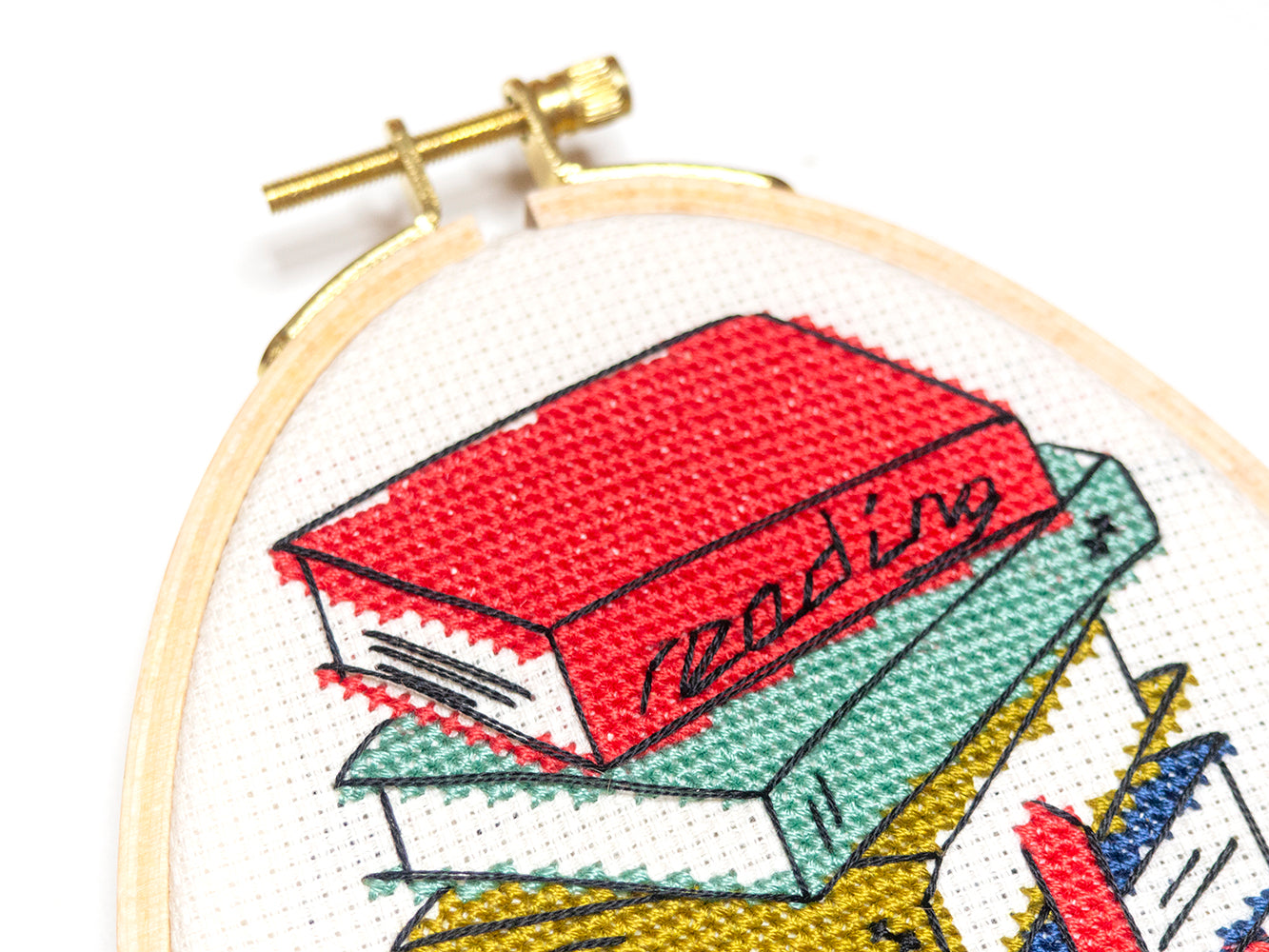 Oval Wood Embroidery Hoops – Junebug and Darlin